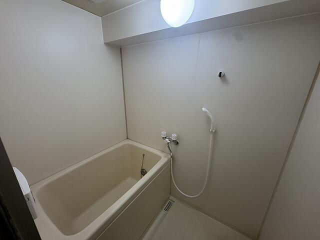 サンライズ福清ビルの浴室