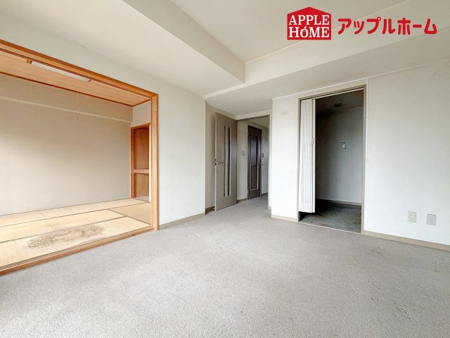 [中古マンション] 熊谷市美土里町ライオンズマンションの居間・リビング