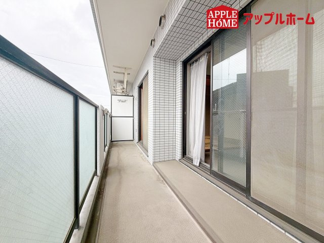 [中古マンション] 熊谷市美土里町ライオンズマンションのバルコニー