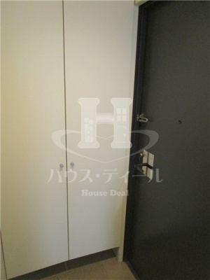 【玄関】 | トリニティーコート | きれいな玄関です