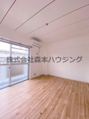 【洋室】 | 　ビレッジハウス春日Ⅰ　3号棟 | 明るい洋室です