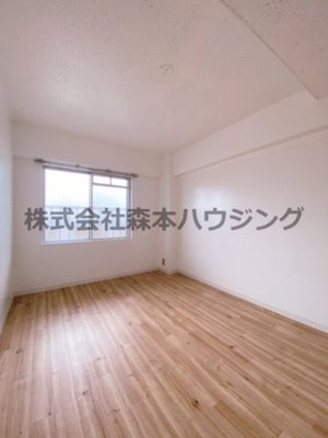 【洋室】 | 　ビレッジハウス春日Ⅰ　3号棟 | 明るい洋室です