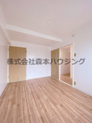 【洋室】 | 　ビレッジハウス春日Ⅰ　3号棟 | 落ち着いた色調の洋室です