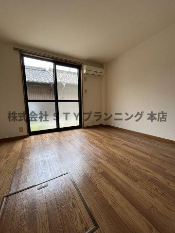 仲介手数料0円！Vertuの居間・リビング