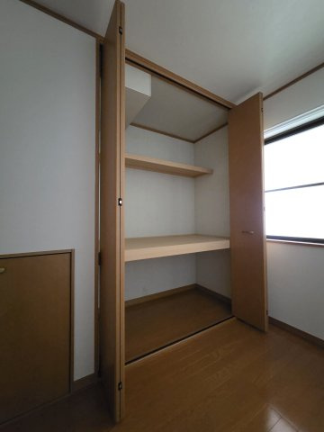 川崎市多摩区西生田５丁目のアパートの収納