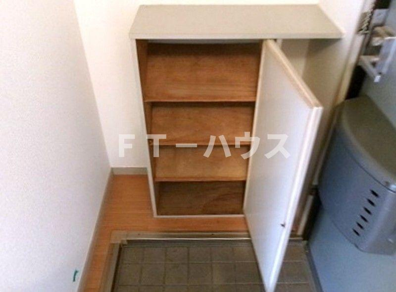 サンライズ・サンビレッジ　Ｃの玄関