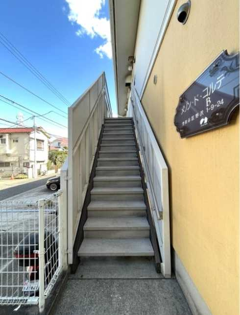メゾンドコルテB棟　三軒茶屋エリア　最上階　角部屋のエントランス