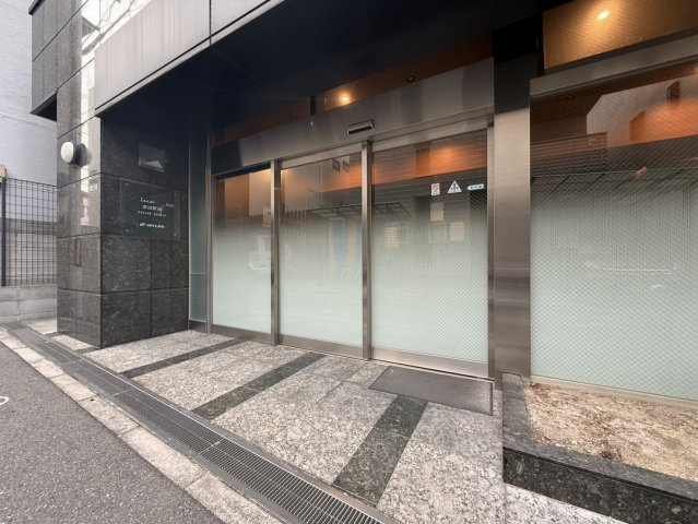 ブルービー田辺駅前のエントランス