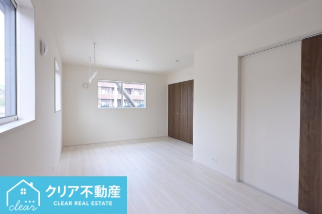 【洋室】 | 桐生市相生町1丁目　ブルーミングガーデン | 過ごしやすい広々とした空間です♪