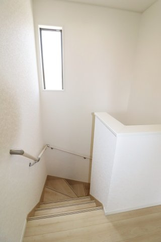 郡山市富田町字町内　　　　１号棟　　　富田小学校、富田中学区の内装