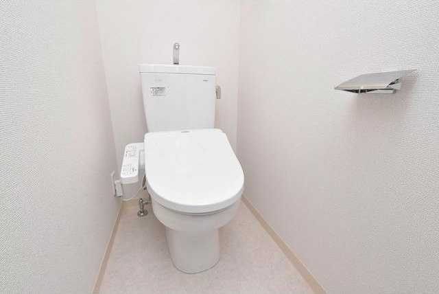 大阪市西区川口４丁目の賃貸マンションのトイレ