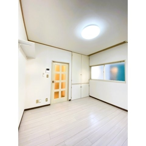 リベラル南大塚の内装