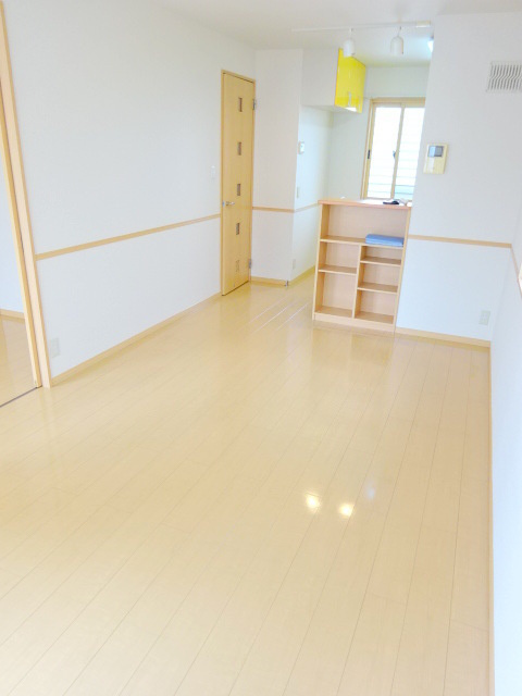 グリル付き２口コンロのキッチンです