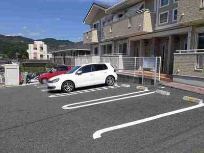 【駐車場】 | メゾン・ハピネ