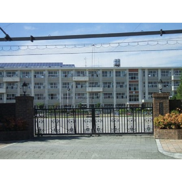 岐阜市入舟町３丁目の一戸建ての周辺|華陽小学校