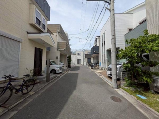 【前面道路含む現地写真】