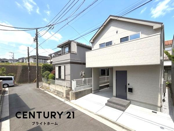 横浜市鶴見区上の宮１丁目の新築一戸建の前面道路含む現地写真|陽当りの良さ、住環境を現地にてご確認下さい！
周辺環境も合わせてご案内させていただきます！