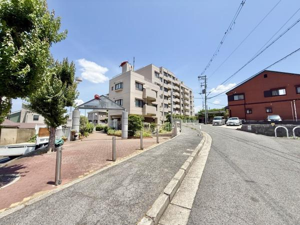 【その他】 | 少女の赤い帽子泉北深井 | 元気なお子様のお外遊びも、公園が近くにあれば安心！