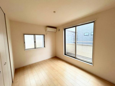 【洋室】 | 草加市稲荷4丁目・戸建 | お子様のお部屋にも最適な寝室♪