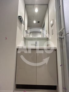 ルフォンプログレ堺筋本町タワーレジデンスの独立洗面台|ルフォンプログレ堺筋本町タワーレジデンス　独立洗面台