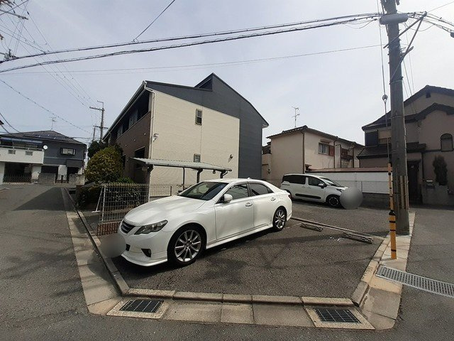 【駐車場】 | ブライト　ホルン
