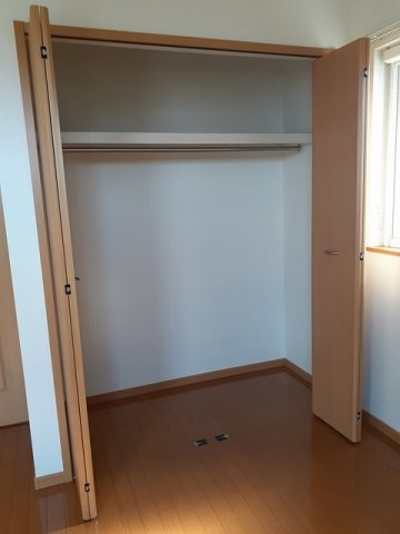 モダンアロッジオの収納