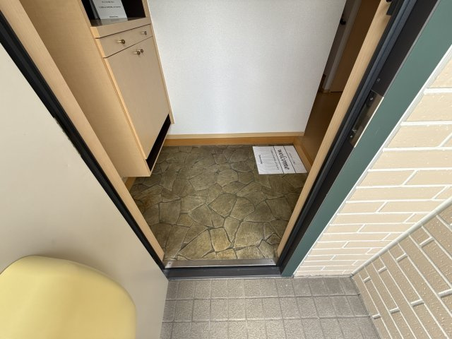 ジュネス辻井の玄関