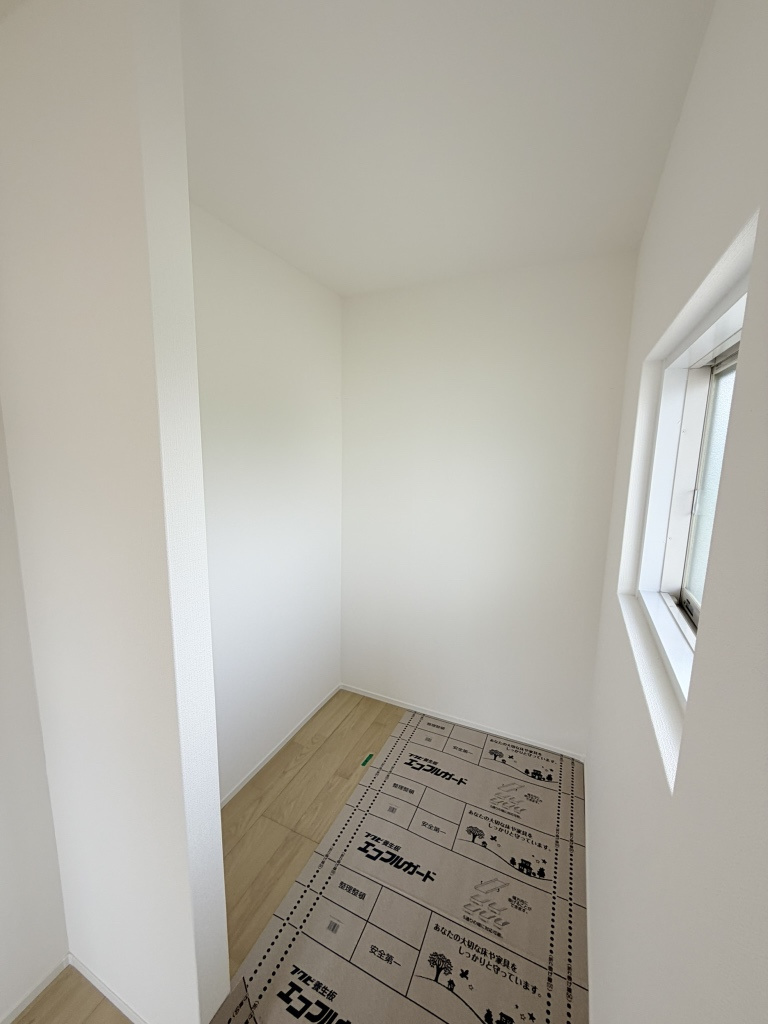 三郷明盛　中古住宅の収納