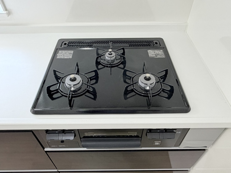 三郷明盛　中古住宅のキッチン