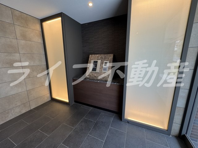 幸court森ノ宮のエントランス|建物の内部です