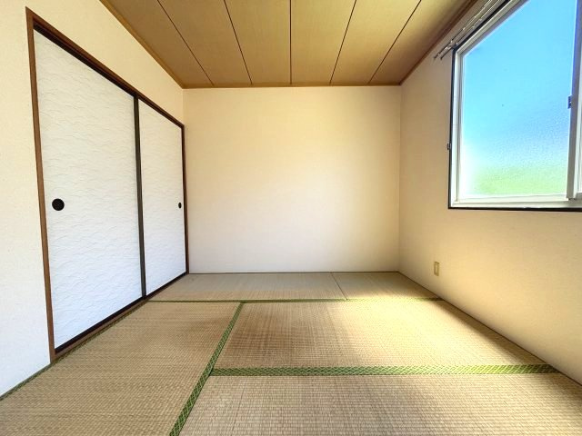 シャトードイワネH号館の和室