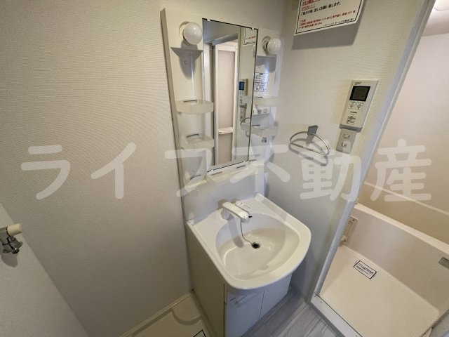 サンライズ・Sの独立洗面台|独立洗面台で身支度をすべて済ませてしまいましょう