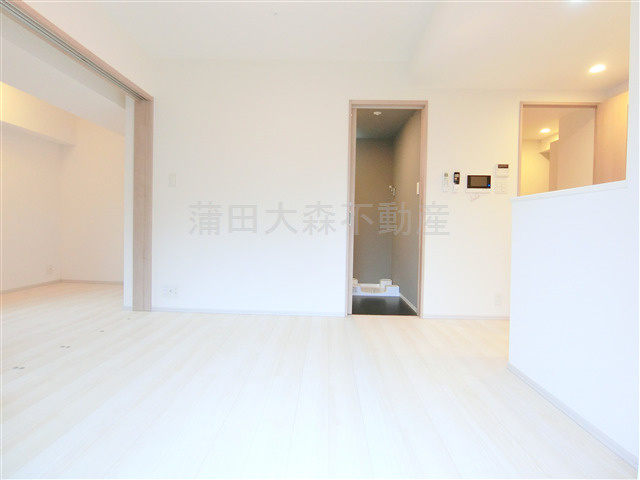 S-RESIDENCE大森bresaの居間・リビング|LDK9.9帖　リビングダイニングキッチン