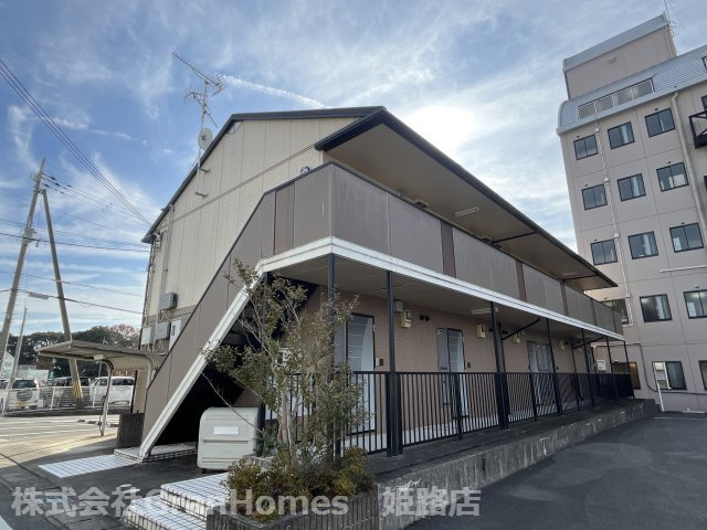 コートヴィラの外観