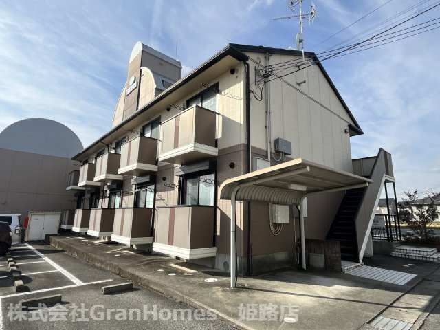 コートヴィラの外観