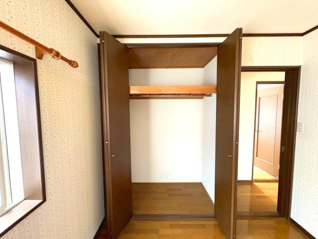 西浦6丁目戸建の収納