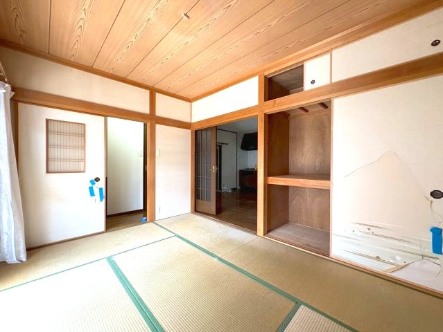西浦6丁目戸建の和室