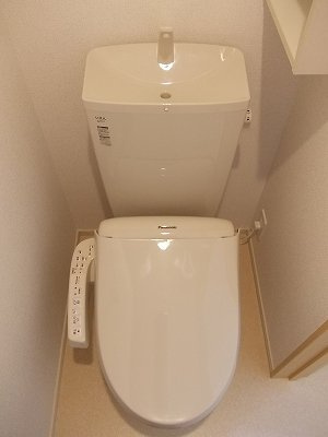 【トイレ】 | テール・ベレピ