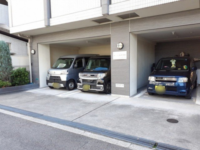 【駐車場】 | アドニスコート加美