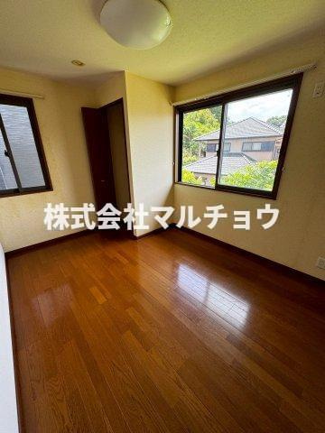 中芳養戸建ての子供部屋|子供部屋としても使い勝手の良いお部屋です