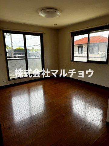 中芳養戸建ての洋室|きれいな洋室です