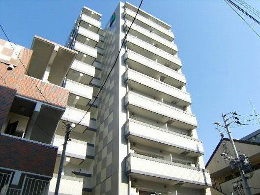アイセレブ箱崎駅前の外観