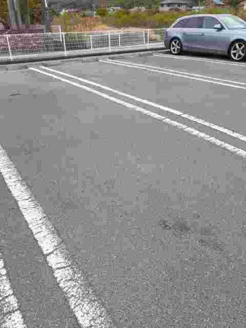 クレセント　Ⅱの駐車場|駐車場です