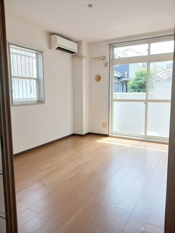 クレセントの内装|中はこのようになっています