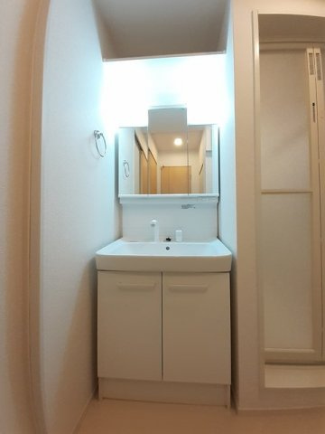 モンテリザイア　Ⅱの洗面所|使いやすい洗面所です