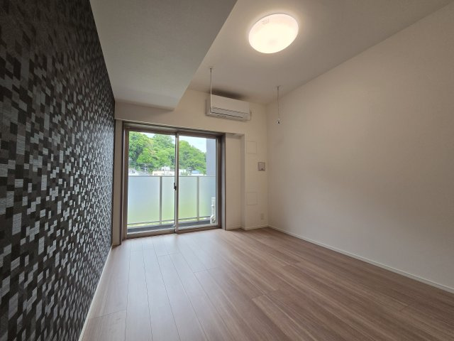 川崎市多摩区長尾４丁目の賃貸マンションの居間・リビング