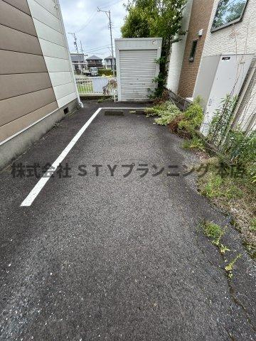 仲介手数料0円！コーポたちばなの駐車場
