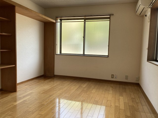 ハウス東原Yの洋室