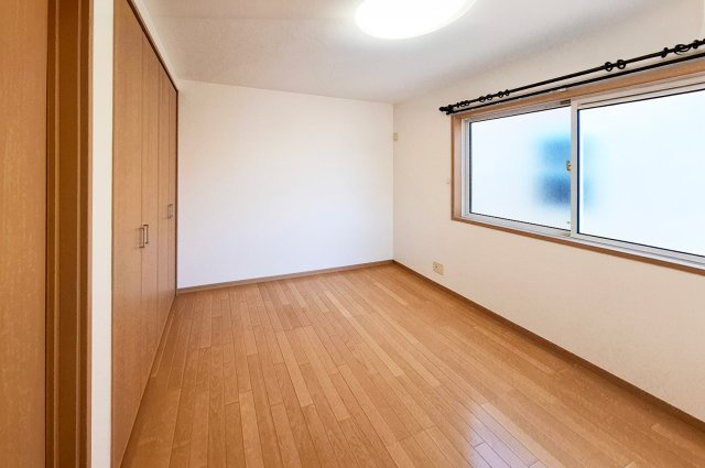貝塚市久保2丁目の子供部屋|洋室2