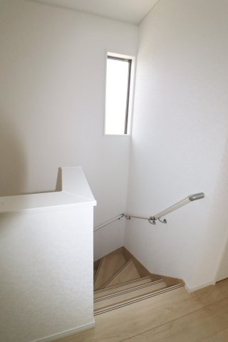 郡山市富田町字町内　　　　2号棟　　　富田小学校、富田中学区の内装